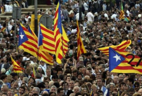Парламенту Каталонии разрешили голосовать за независимость